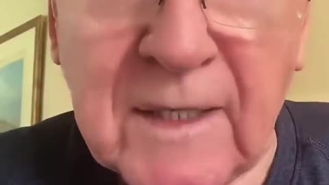 Elderly man rampages on LGBTQ and is fed up with the nonsense
