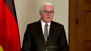 'Stop the craziness of this war' -German president