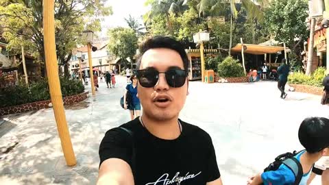 _TravelWithMe 02_ Universal Studios short video _ Singapore