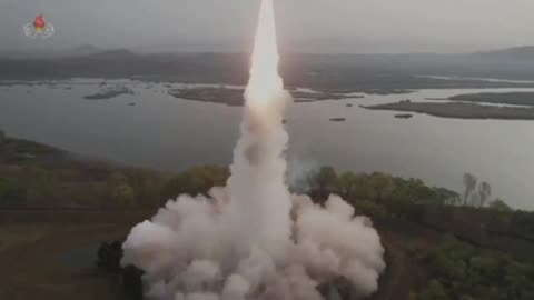 🇰🇵intercontinental ballistic missile that was launched last night and passed over Japan