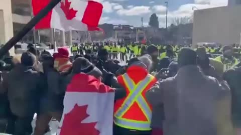 Protesters trying to hold the line yet heavily outnumbered in Ottawa