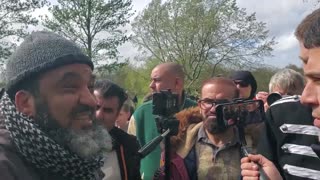 Speakers Corner - Uncle Omar Does Not Know How To Debate, Just Insults