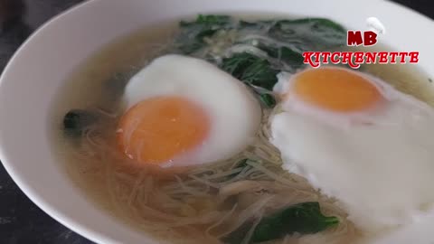 Got egg misua and spinach? The Perfect poached egg and spinach soup!! Easy cheap delicious recipe!!