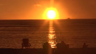 Honolulu, HI — Kaimana Beach - Sunset