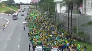 Brasil - DF - Brasilia - 07/01/2023 Manifestantes a favor da Liberdade Fora Ladrao