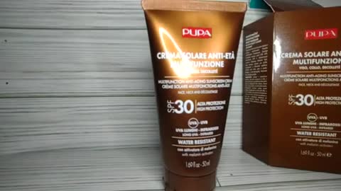 PUPA Milano Multifunction Anti Aging Water Resistant Sunscreen Review, Nice lightweight 30 SPF for f