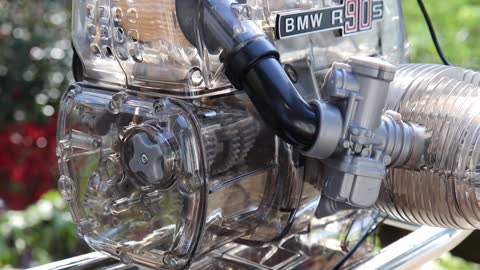 Build the BMW R90S Engine Model from 1973.