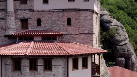 Meteora in Greece | An ancient and stunning land on top of the mountain 🇬🇷