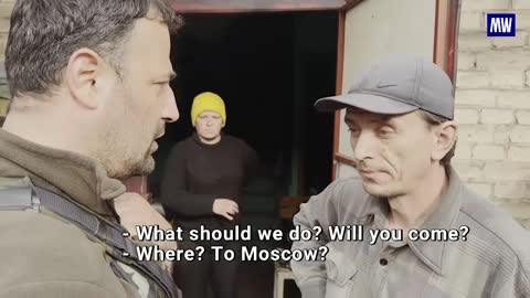 Russian volunteers escaping from Ukrainian fire