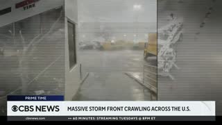 Massive storm crawls across U.S., bringing thunderstorms, snow, tornadoes