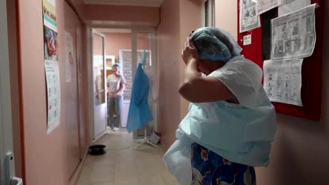 The doctor fighting to save Donbas' premature babies