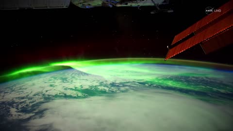 Stunning Aurora Borealis from Space in Ultra-High Definition (4K)