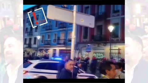 Así reciben a Abascal en Bilbao: fuera nazis del País Vasco