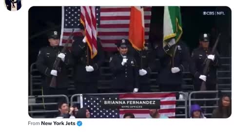 NY Jets Fans belt out Anthem on 9/11.