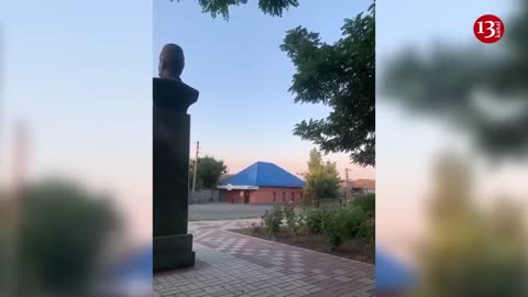 Bodies of Russian soldiers taken out of destroyed hotel in Berdiansk all night