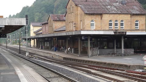 Train traffic in Altenbeken with a Nohab