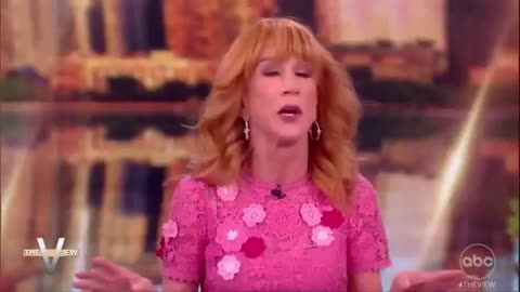 Kathy Griffin accidentally shows everyone how mentally unwell left is