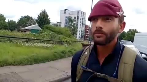 UK: ex paratrooper knows what the globalists are upto..