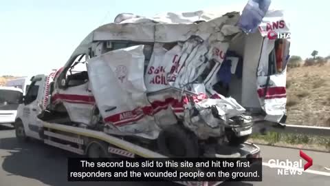 2 bus crashes in Turkey kill at least 31 people at sites of earlier car collisions