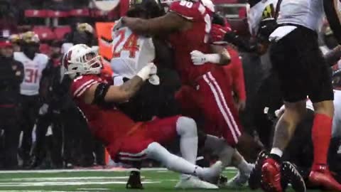 Wisconsin Football | TFL In The Rain