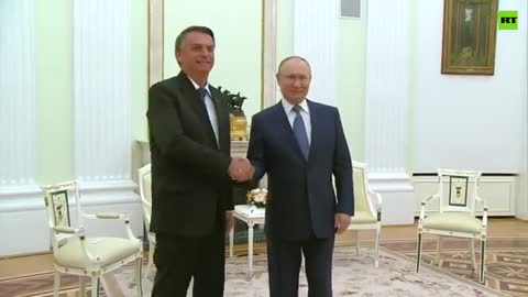 Poutine accueille le président brésilien Bolsonaro à Moscou, Russie