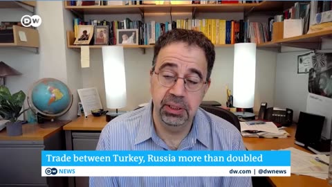 Russia or the West? Turkey's economic dilemma