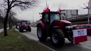 Polish farmers anger Ukraine with border blockade