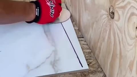 How to make a tile cut