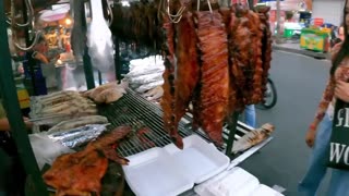 Best Cambodian street food - Tasty Roasted Duck