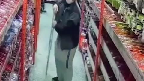 Florida man accused of shoplifting