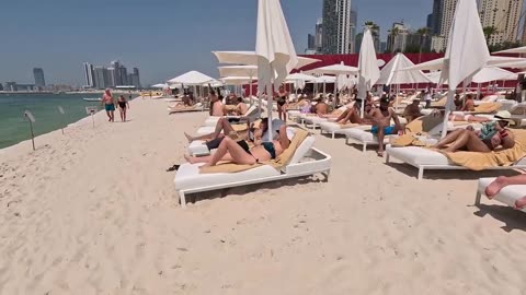 Discover Dubai Marina Beach: Sun, Sand, and Skyscrapers!