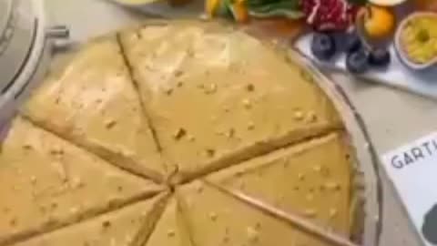 Great way to cut cake