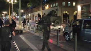 Polícia confronta manifestantes e lojas são saqueadas na França pelo 4° dia consecutivo