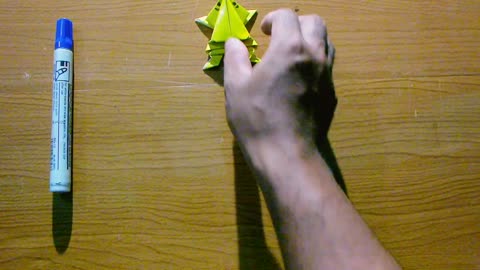 Jumping frog origami | Jumping frog origami, fold paper, tutorial, diy, craft