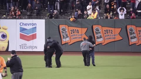 Fan Rushes Field, Gets Tackled by Security at Giants Game