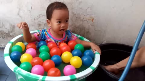 Mandi Bola - Kids Pool Fun Balls