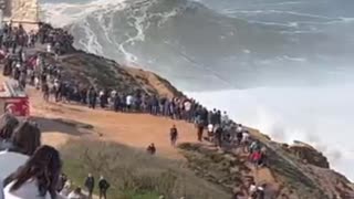 giant waves of Nazareth