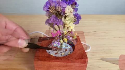 -- Epoxy Resin and Dried Flowers Night Lamp _ Resin Art --