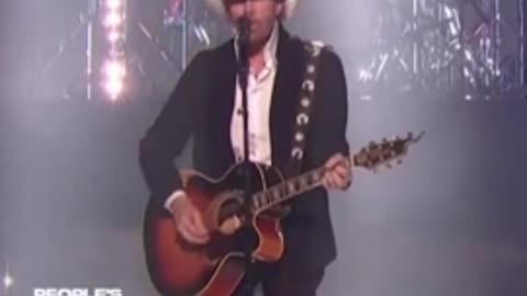 Toby Keith - Don't Let The Old Man In - People's Choice Country Awards 2023