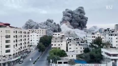 ►Gaza High-Rise Crumbles from Israeli Airstrike