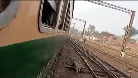 Karakoram Express Fastest Train Journey from Lahore to Faisalabad,Karakoram Exp Economy Class Travel