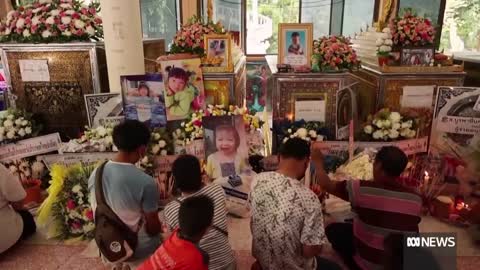 Thailand massacre: Hundreds pay respects in temples to victims | ABC News