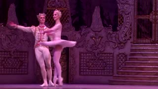 Carlos Acosta gives 'The Nutcracker' a Cuban twist