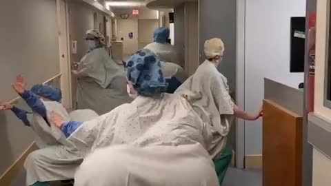 Nurses and doctors dance to relax in the hospital - viral video