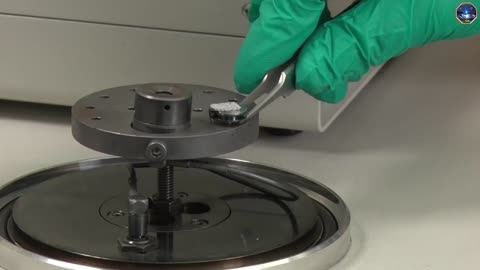 Scanning Electron Microscopy Demonstration of Sample Preparation #scanningelectronmicroscopy #SEM