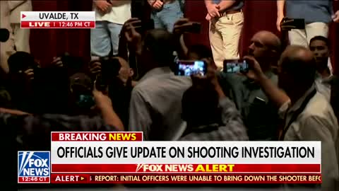 WATCH: Beto O’Rourke REMOVED from Gov Abbott Robb Elementary Shooting Press Conference