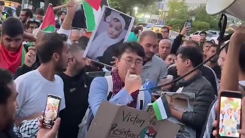 A Korean guy support "Free Palestine" 🇵🇸