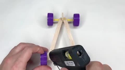 How to make ha mini Rubber band Car