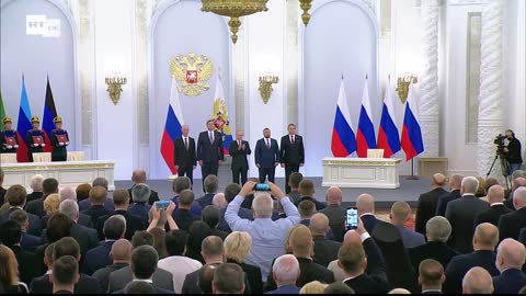 Putin Unterzeichnet vier Abkommen 30.092022 und Zeremonie