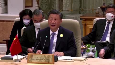 Xi Jinping calls for oil trade in yuan at Gulf summit